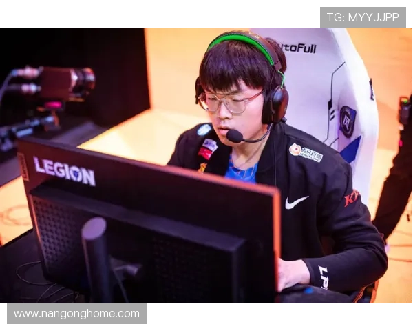 NBA季后赛格局突变球星表现引热议多队争冠前景扑朔迷离联盟动态持续升温